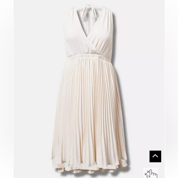 Torrid X Marylin Monroe White Midi Surplice Tie Back Dress BNWT Size 1 - Picture 1 of 12